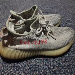 Yeezy 350 boost size 5